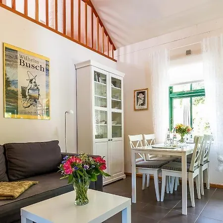 Alte Tischlerei 01 *